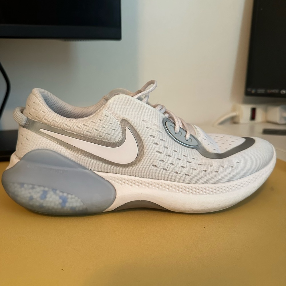 Nike Women's White and Gray Sneakers